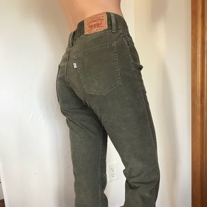 Vintage Levi’s 514 Olive Boyfriend Jeans